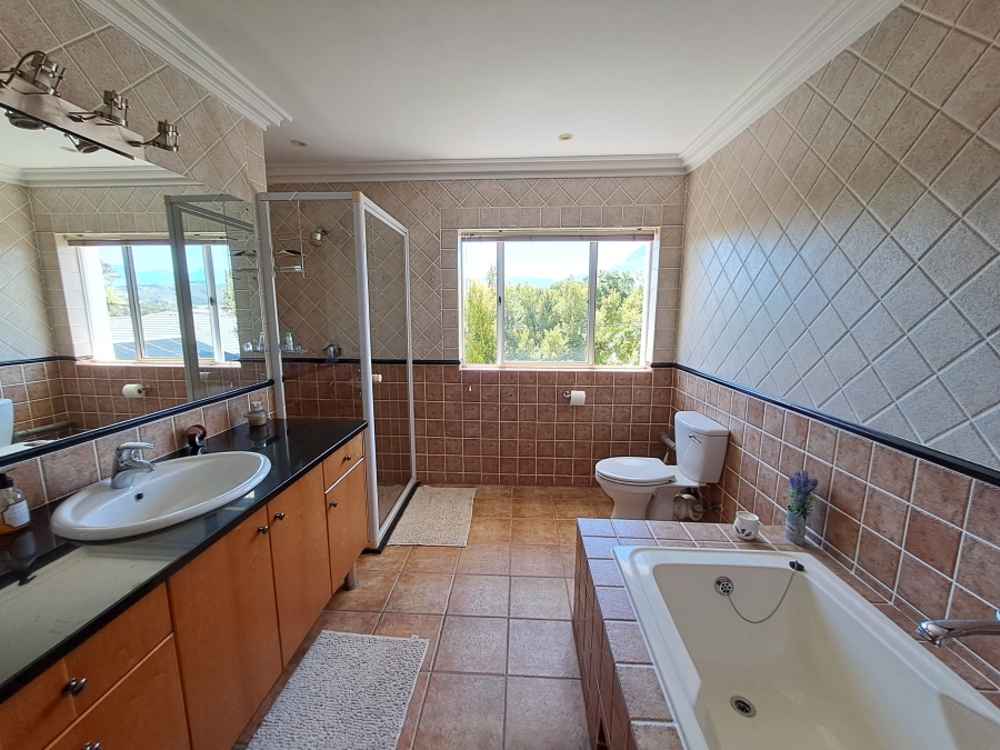4 Bedroom Property for Sale in Steynsrust Western Cape
